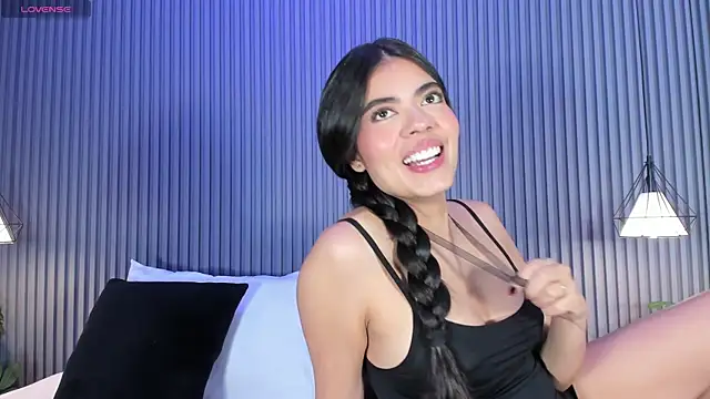 Isabellax21 online show from 01.15.26