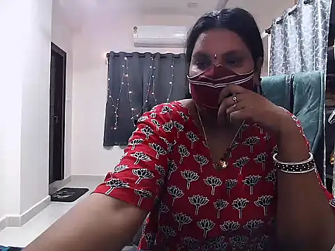 Snapshot of Nisha-telugu chatting on 06.15.26 Nisha-telugu online show from 06.15.26