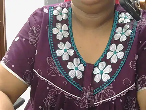 Snapshot of Nisha-telugu chatting on 08.02.26 Nisha-telugu online show from 08.02.26