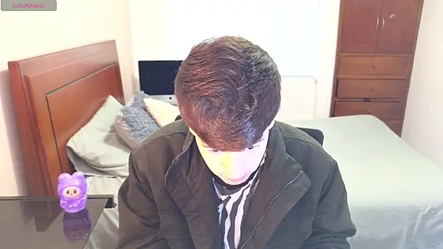 tightncuteass online show from 10.16.25