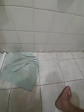 Snapshot of RoddieX chatting on 10.04.25 RoddieX online show from 10.04.25