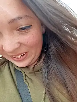 Snapshot of Lunna_azul chatting on 09.19.25 Lunna azul online show from 09.19.25