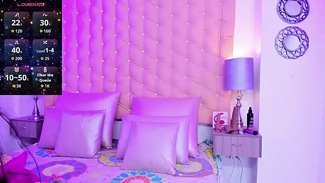 Leslie Bussh  online show from 03.06.26