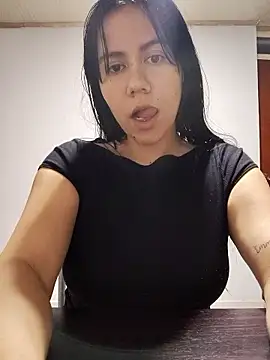 Snapshot of valen-sexx chatting on 01.08.26 valen-sexx online show from 01.08.26