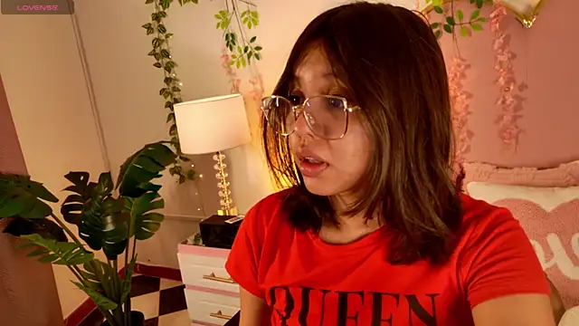 Lauuu2007 online show from 03.28.26