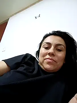 vanessa-titisM online show from 10.19.25