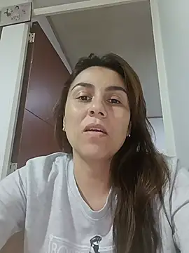 vanessa-titisM online show from 05.31.26