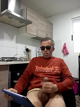 EmilioTaladdro online show from 04.01.26