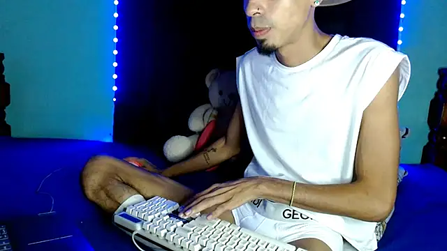 Alexx 1214 online show from 10.18.25