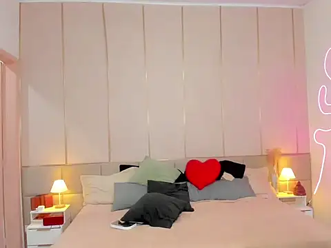 Snapshot of SoHighAngel chatting on 03.10.26 SoHighAngel online show from 03.10.26