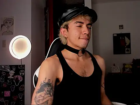 guynextdo0r online show from 10.10.25