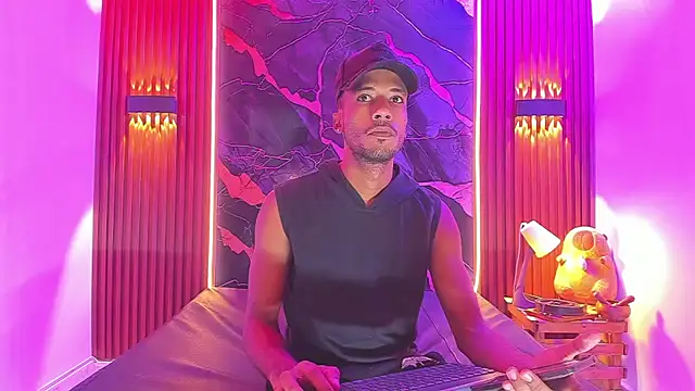 Lucky boys  X online show from 10.03.25