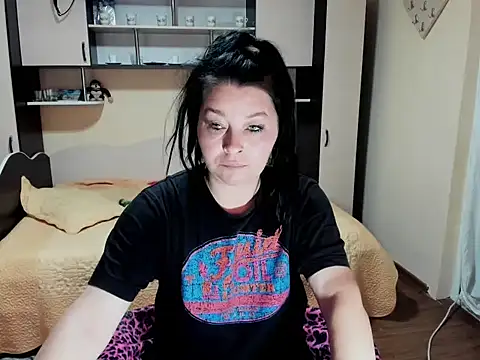 Snapshot of Soffy_Skye chatting on 05.06.26 Soffy Skye online show from 05.06.26