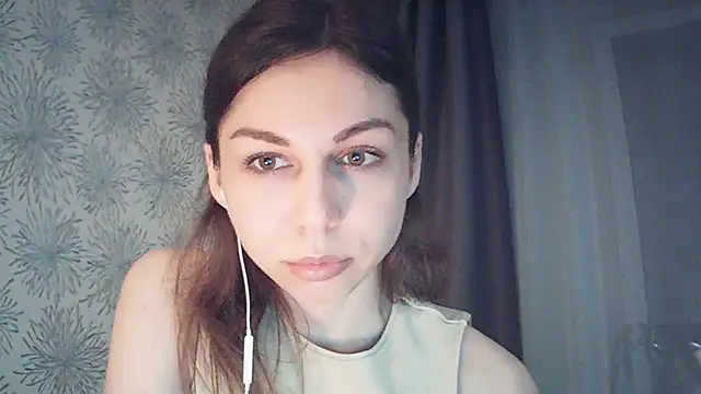 Snapshot of Sorelaa chatting on 07.26.26 Sorelaa online show from 07.26.26