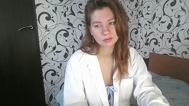 YourEmilie online show from 10.15.25