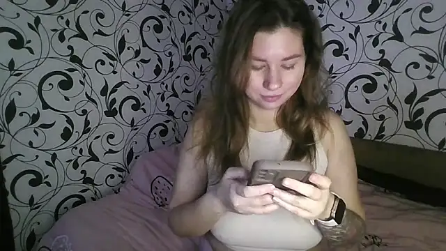 YourEmilie online show from 11.24.25