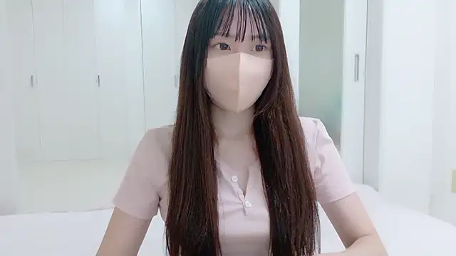 Snapshot of _Mia_land_ chatting on 09.19.25  Mia land  online show from 09.19.25