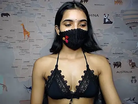 Snapshot of Sweetangle24 chatting on 09.17.25 Sweetangle24 online show from 09.17.25