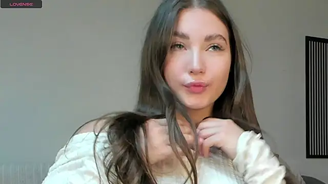 KristynSchwerin online show from 10.15.25