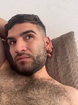 Snapshot of juan_hairy chatting on 05.27.26 juan hairy online show from 05.27.26