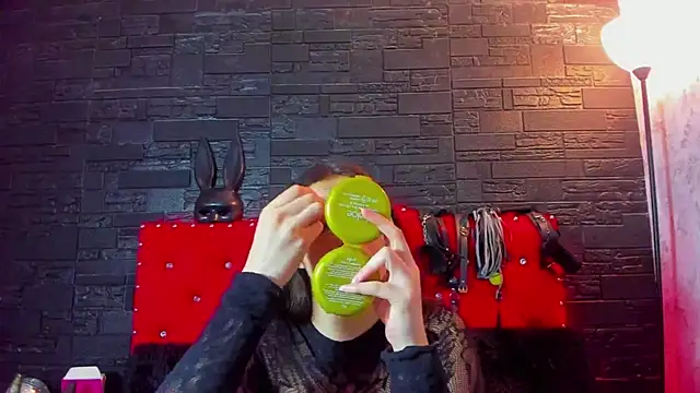Snapshot of KatyVelvet chatting on 10.02.25 KatyVelvet online show from 10.02.25