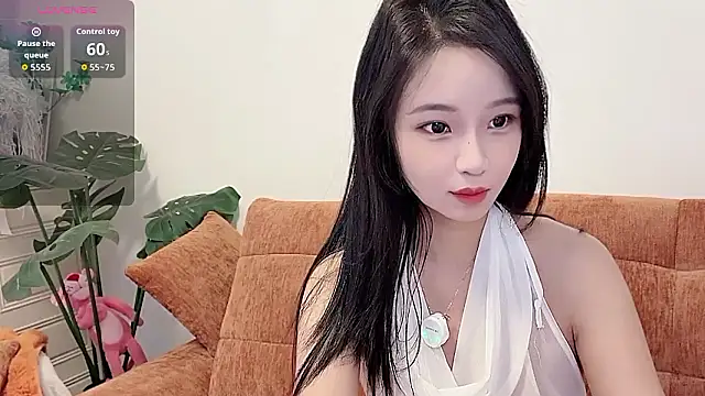 qiqi-2025 online show from 01.08.26