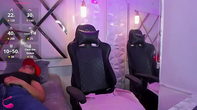 Annie girl2 online show from 10.24.25