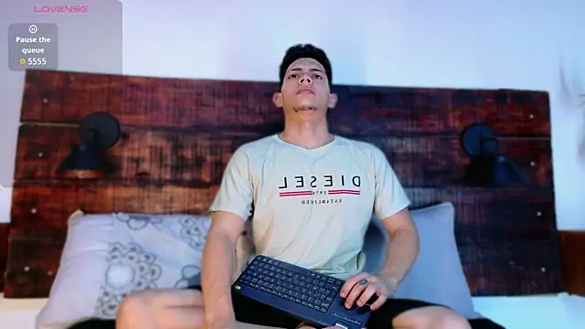 JhosuaVega online show from 02.05.26