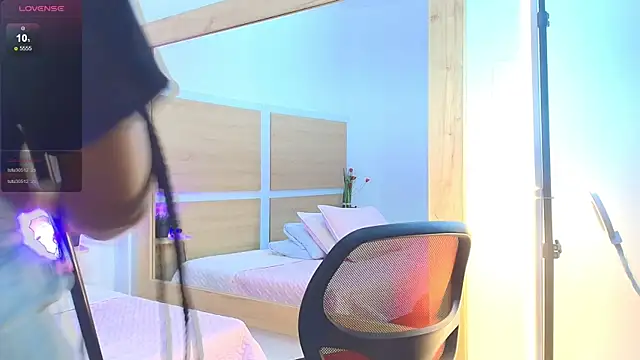 ValeryCortezm online show from 11.02.25