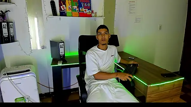 xxKamadevaxx online show from 11.25.25