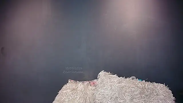 Snapshot of CamilaaSaenz chatting on 09.18.25 CamilaaSaenz online show from 09.18.25