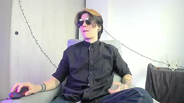 Jerry Cole online show from 12.17.25