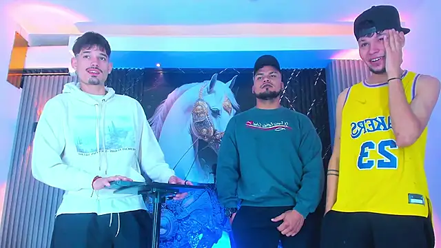 Iam Steven online show from 10.08.25