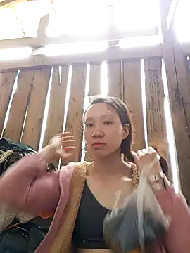 bonnie-00 online show from 09.22.25