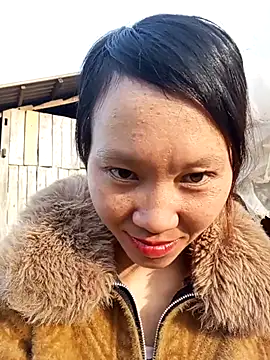 bonnie-00 online show from 12.17.25