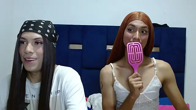PinkLuna LolaBloom online show from 05.15.26