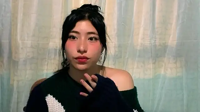 Sullyoonn online show from 11.07.25