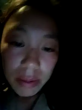 Snapshot of lyuyenkk chatting on 09.21.25 lyuyenkk online show from 09.21.25