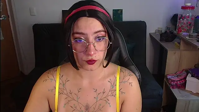 Miacatsito3 online show from 10.30.25