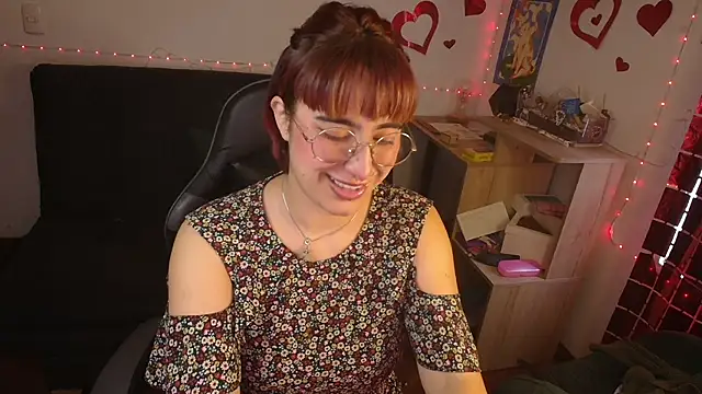 Miacatsito3 online show from 05.12.26