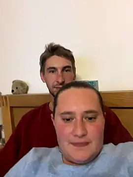 Snapshot of CurvySabrina chatting on 09.18.25 CurvySabrina online show from 09.18.25