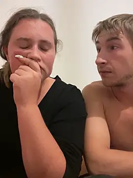 Snapshot of CurvySabrina chatting on 09.28.25 CurvySabrina online show from 09.28.25