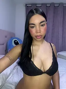 Snapshot of karolaalcendra chatting on 02.12.26 karolaalcendra online show from 02.12.26