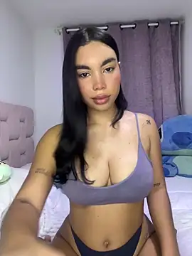 Snapshot of karolaalcendra chatting on 02.19.26 karolaalcendra online show from 02.19.26