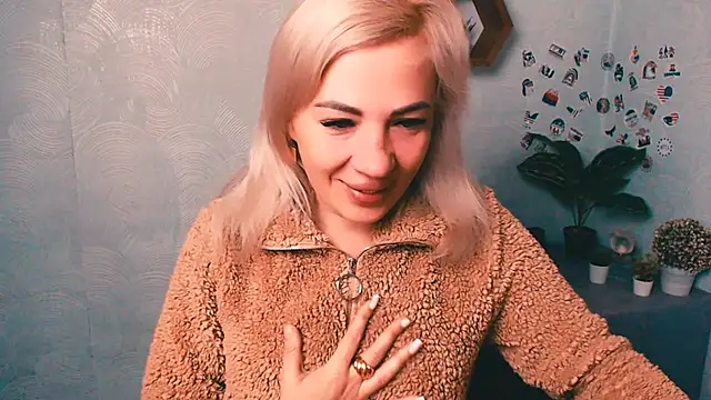 EmmaCat  online show from 09.27.25