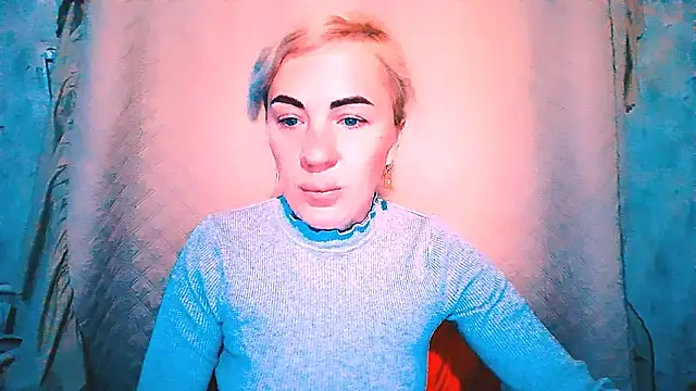 EmmaCat  online show from 10.06.25