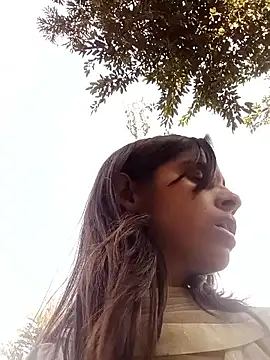 Saloni-Gupta online show from 02.06.26