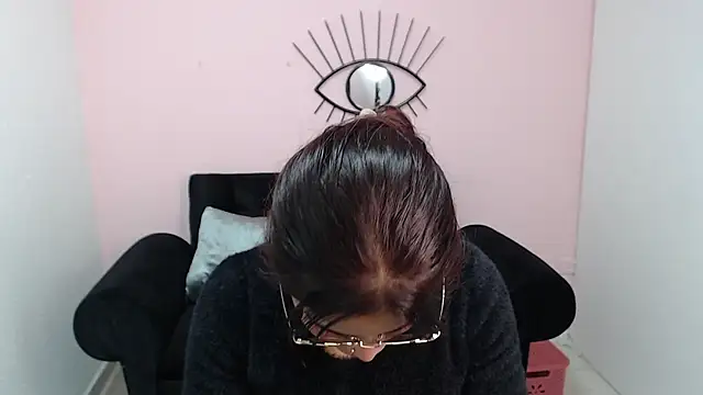 Snapshot of mia_sexgirl chatting on 09.25.25 mia sexgirl online show from 09.25.25