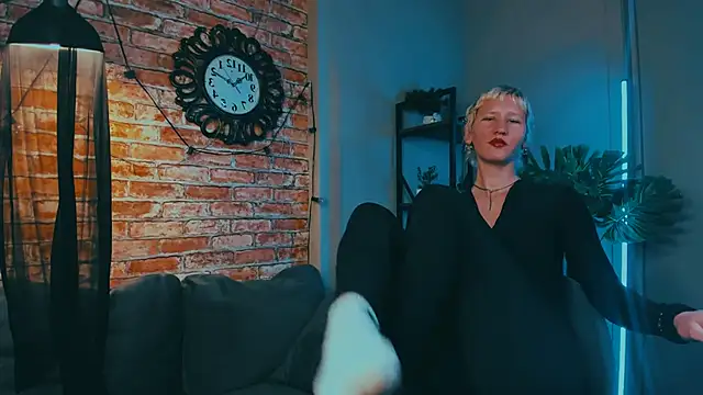 Kim Waite online show from 09.27.25