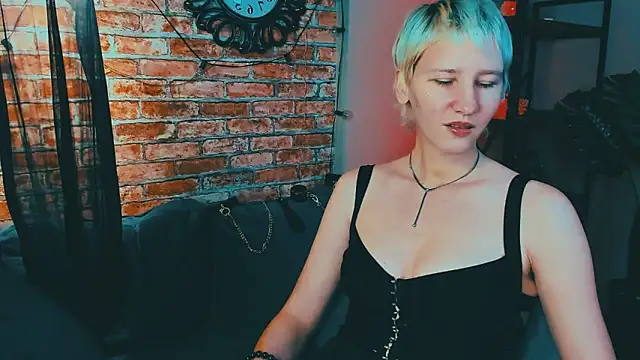 Kim Waite online show from 10.19.25